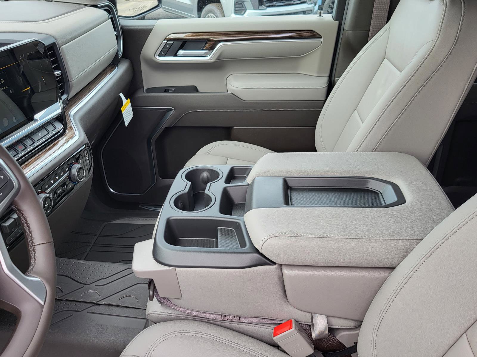 New 2026 Chevrolet Silverado 1500 LT image 18