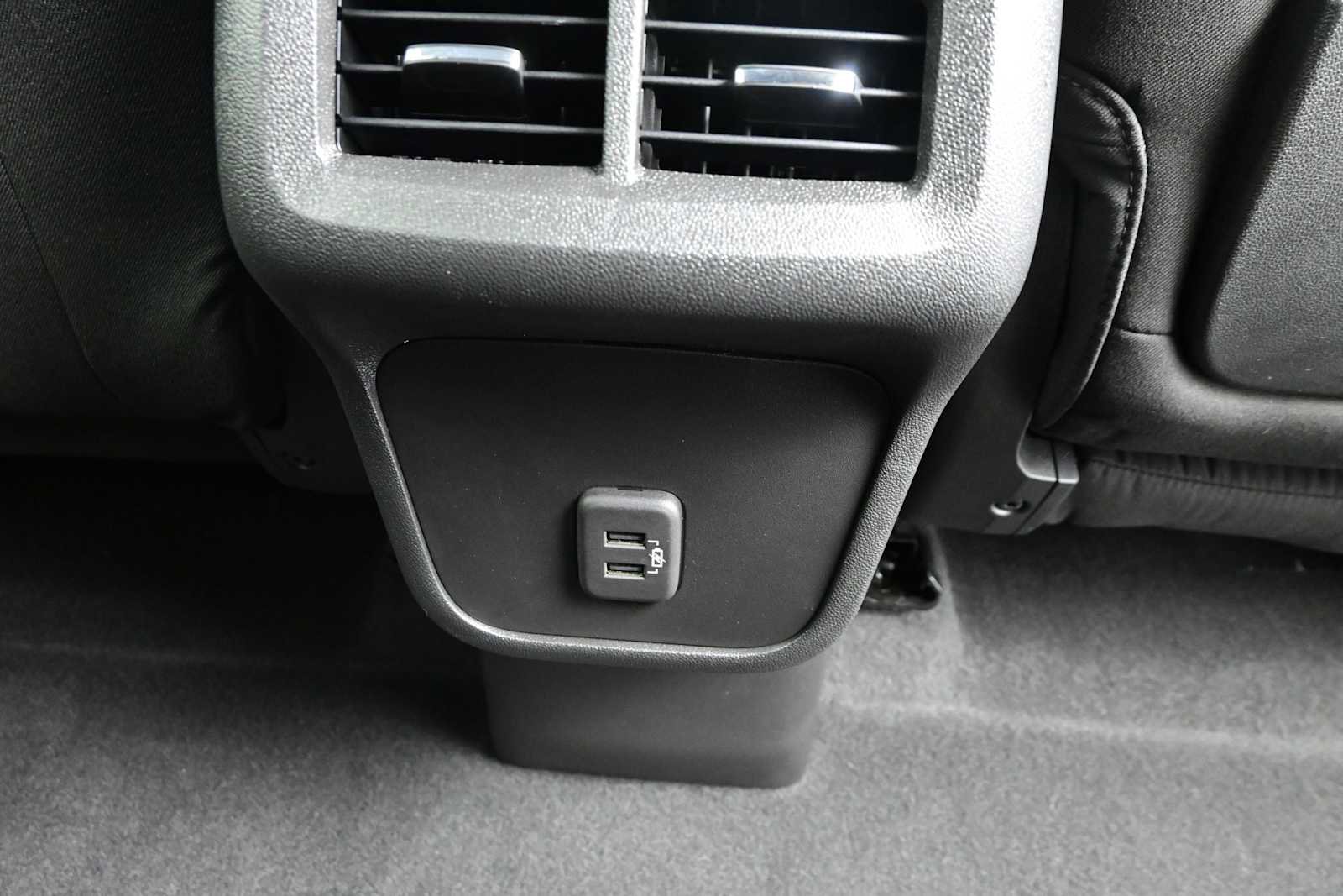 Used 2023 GMC Terrain SLE w/ Driver Convenience Package AWD/4WD image 27