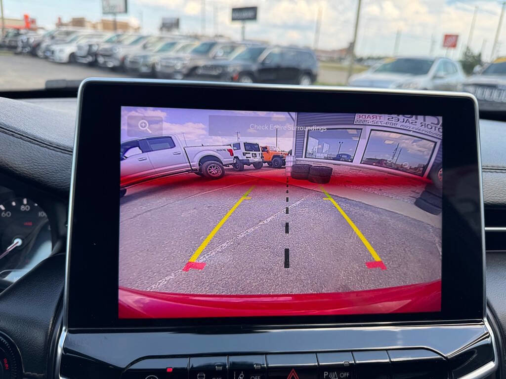 Used 2023 Jeep Compass Limited image 25