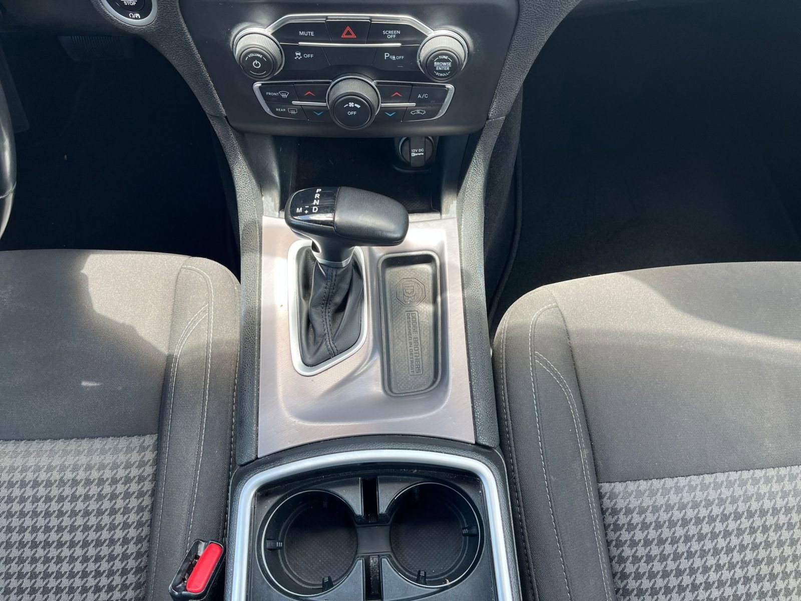 Used 2023 Dodge Charger SXT image 41