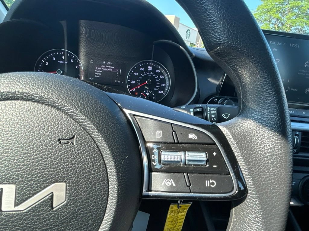 Used 2024 Kia Forte LXS FWD image 30