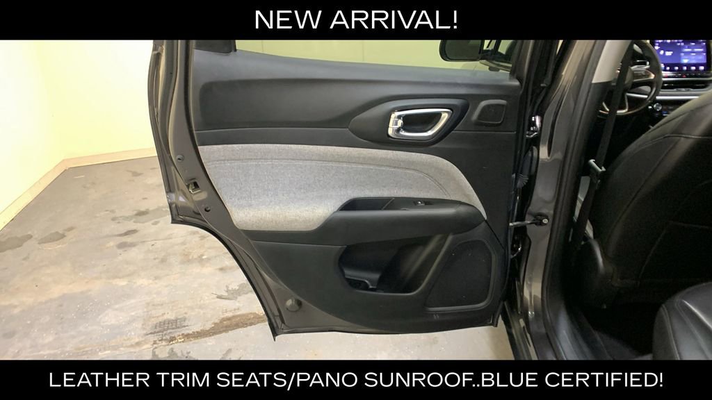 Used 2022 Jeep Compass Latitude w/ Sun and Sound Group AWD/4WD image 22