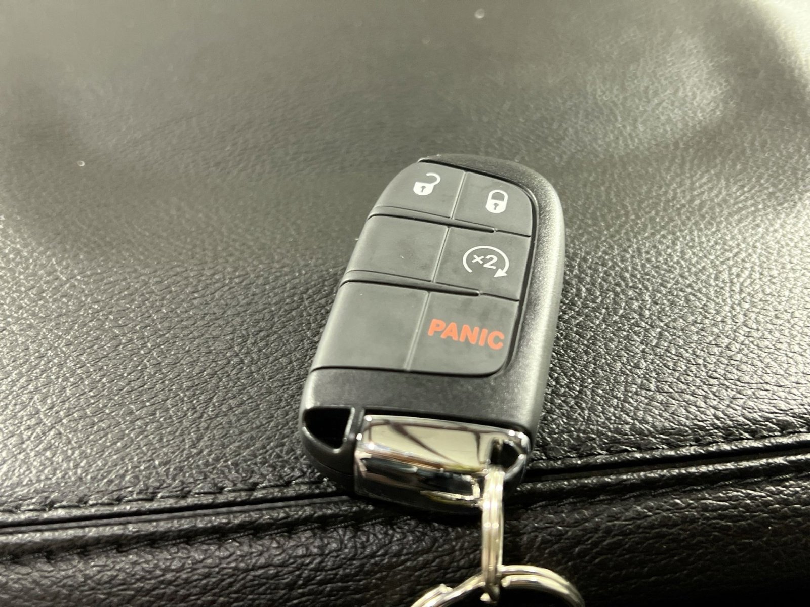 Used 2022 Jeep Compass Limited image 28