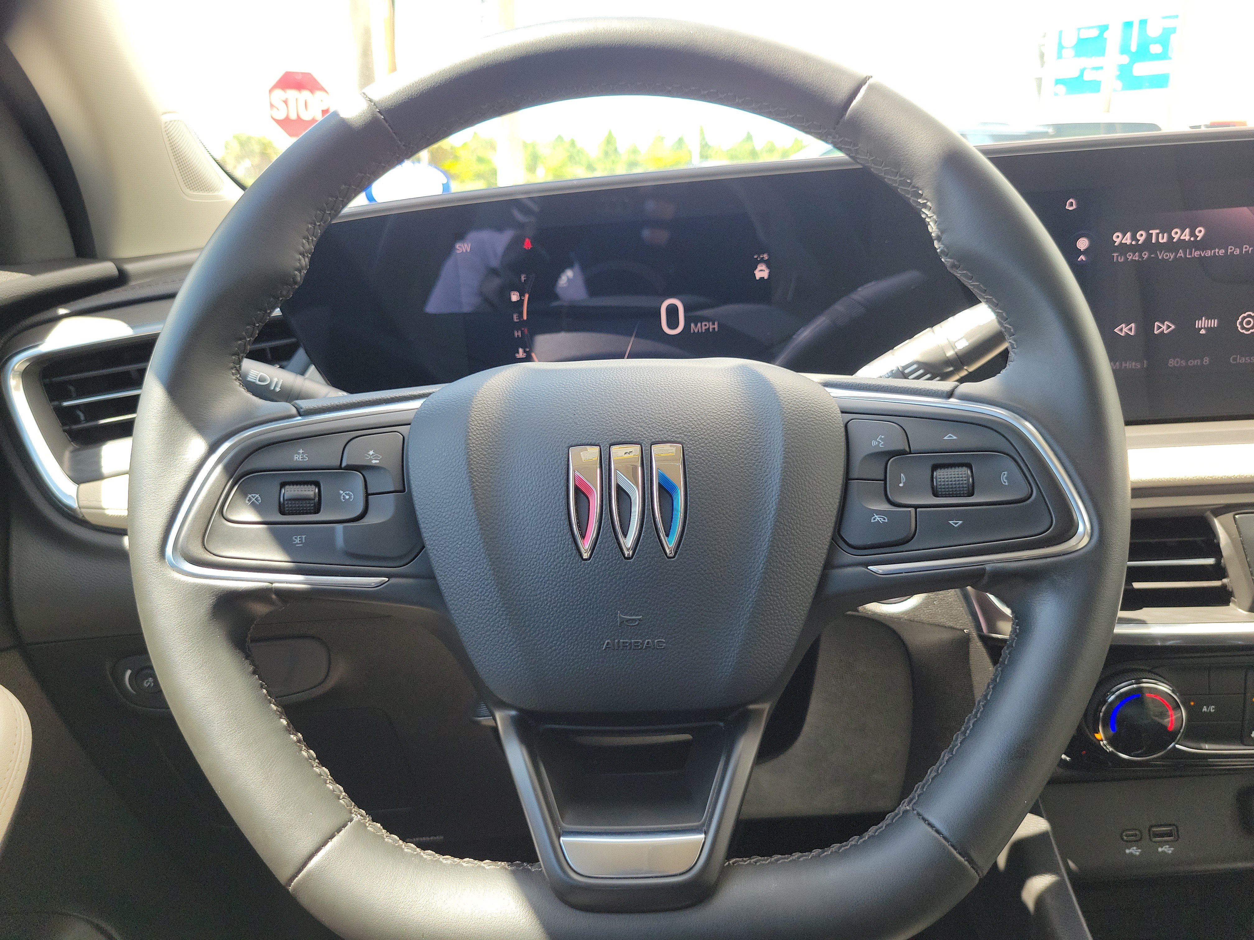 Used 2024 Buick Encore GX Sport Touring w/ Experience Buick Package FWD image 19