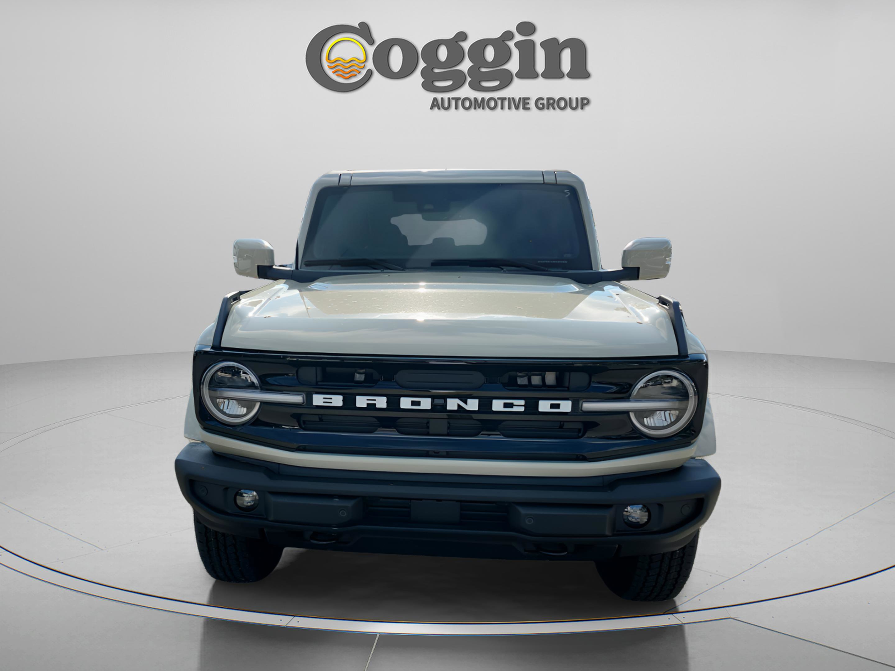 New 2025 Ford Bronco Outer Banks AWD/4WD image 8