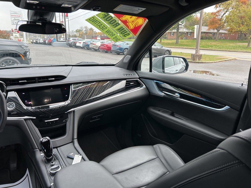 Used 2024 Cadillac XT6 Premium Luxury image 19