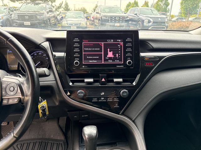 Used 2021 Toyota Camry SE FWD image 20