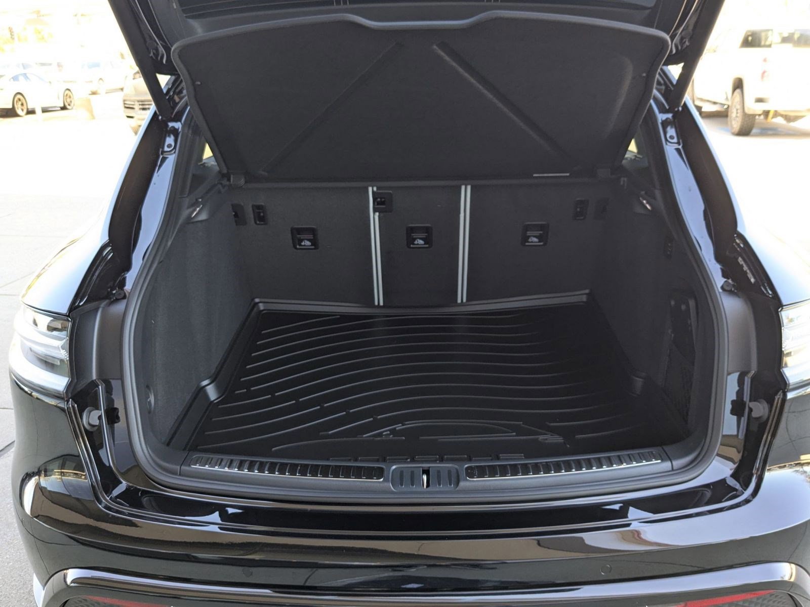 New 2026 Porsche Macan GTS image 23