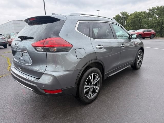 Certified 2020 Nissan Rogue SV w/ Premium Package AWD/4WD image 5