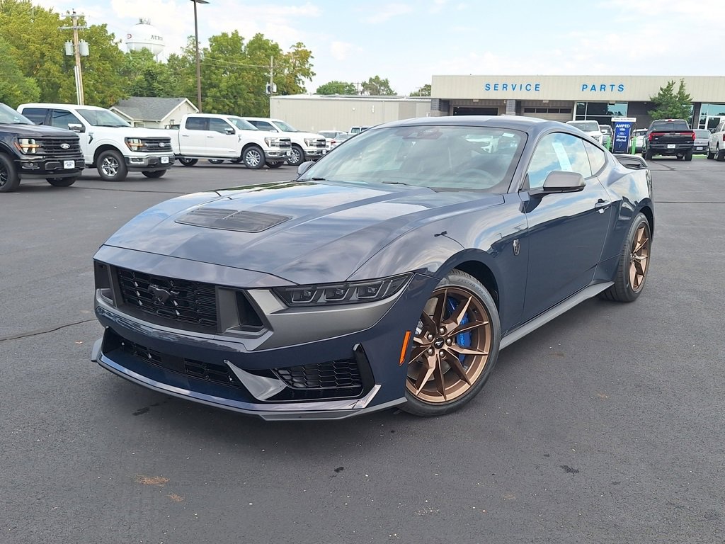New 2025 Ford Mustang Dark Horse image 27