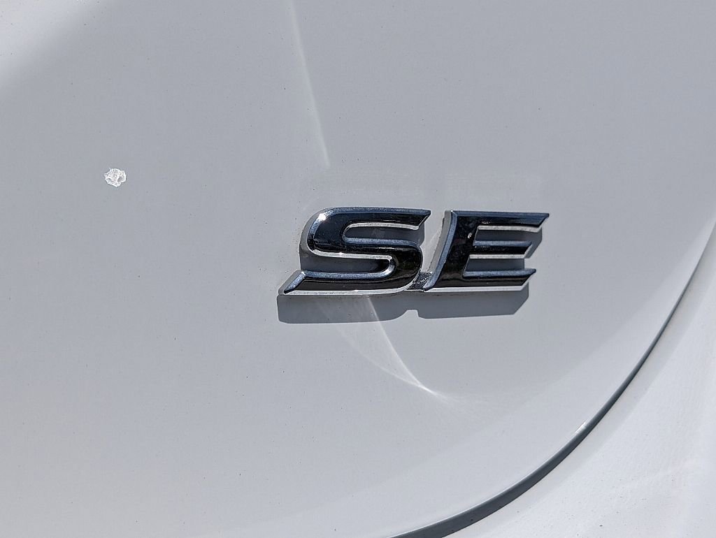 Used 2024 Toyota Camry SE FWD image 14