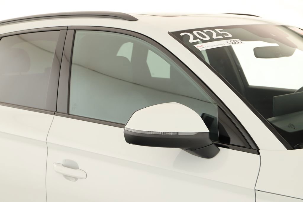 Certified 2025 Audi Q5 e Premium Plus w/ Premium Plus Package image 35