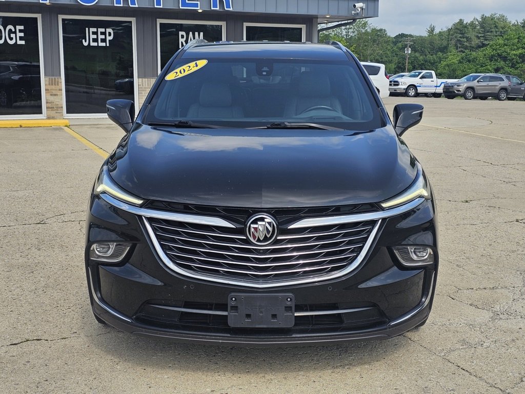 Used 2024 Buick Enclave Premium image 8