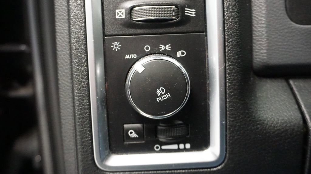 Used 2016 RAM 1500 Big Horn image 31