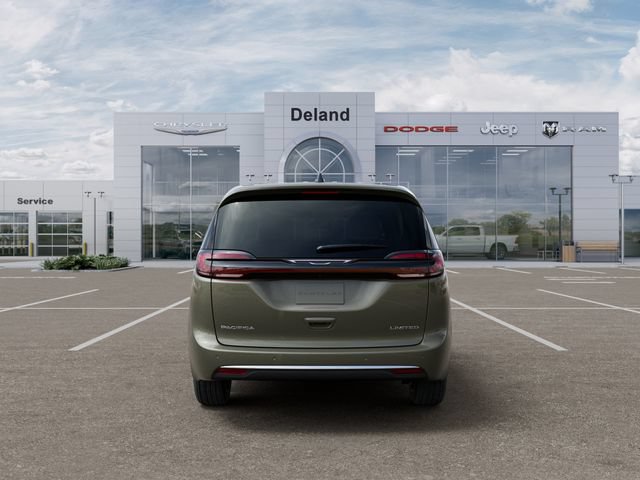 New 2027 Chrysler Pacifica Limited FWD image 10