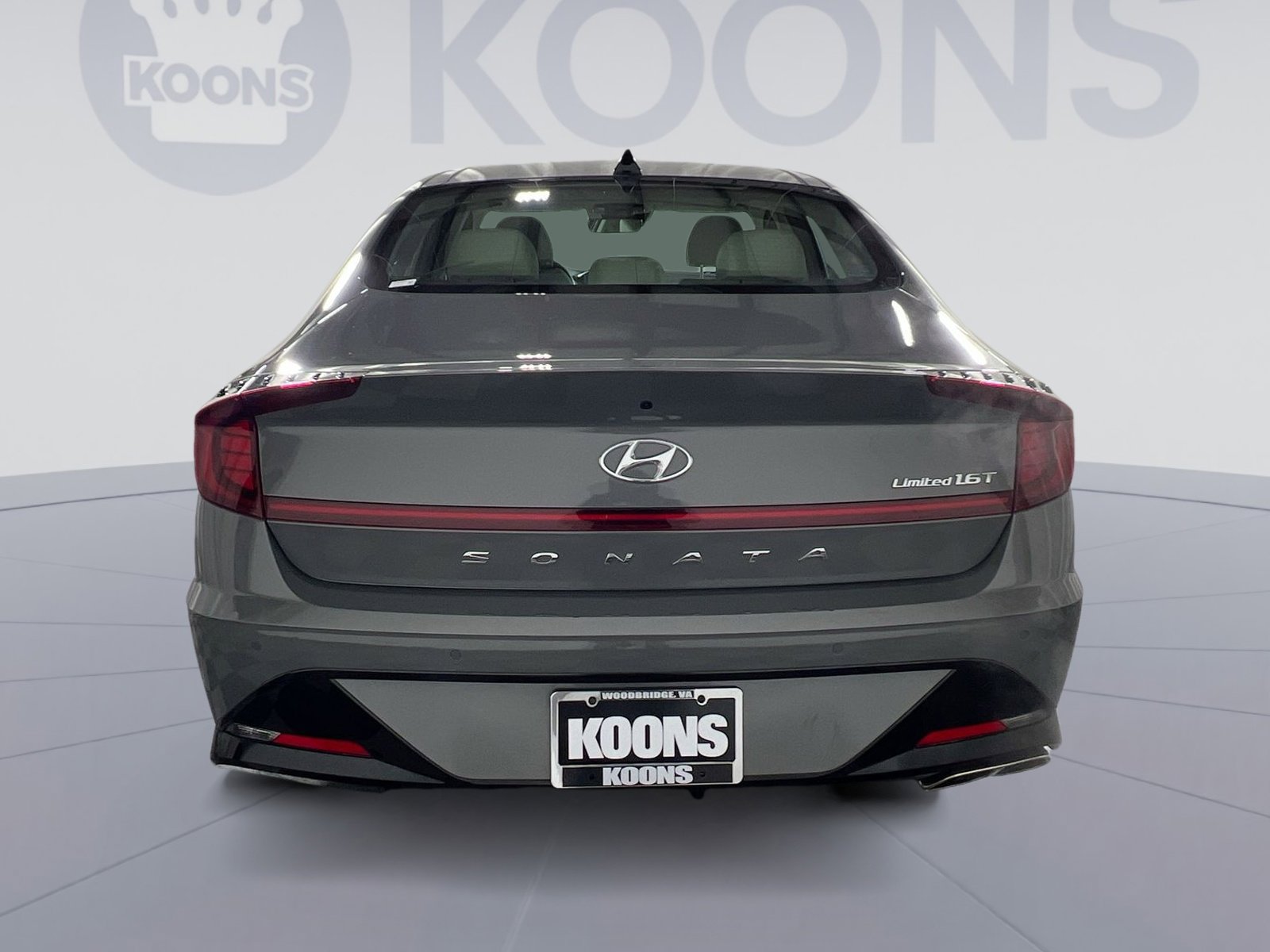 Used 2023 Hyundai Sonata Limited w/ Preferred Accessory Package image 5