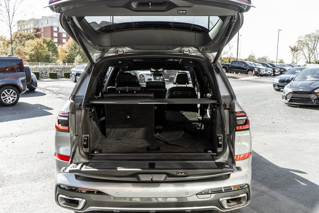 Used 2024 BMW X7 xDrive40i w/ M Sport Package image 29