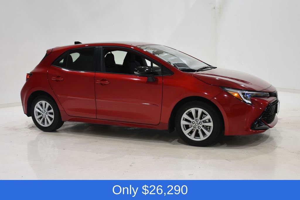Used 2026 Toyota Corolla SE w/ Carpet Mat Package (TMS) image 3