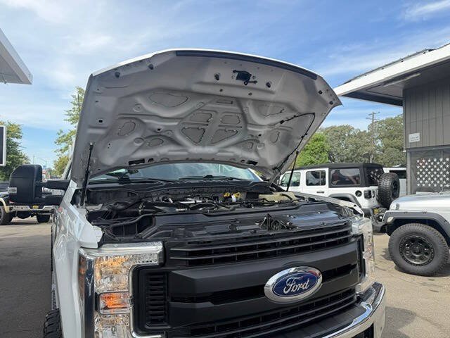 Used 2019 Ford F350 XL w/ XL Value Package AWD/4WD image 35