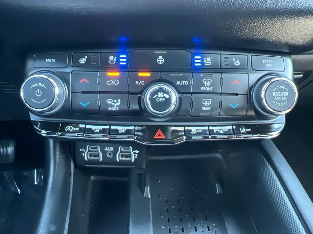 Used 2025 Dodge Durango GT AWD/4WD image 64