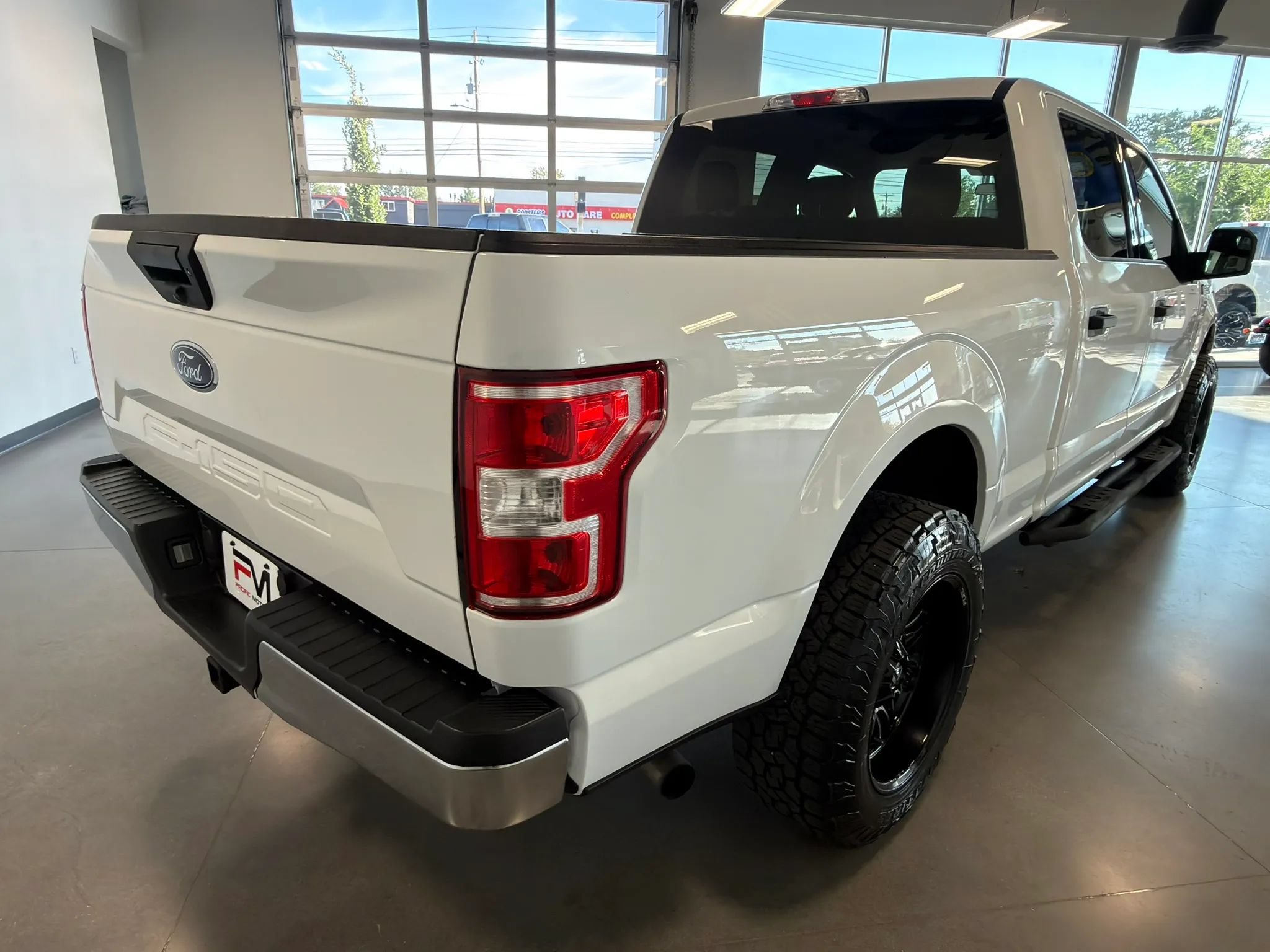 Used 2019 Ford F150 XLT w/ Trailer Tow Package AWD/4WD image 6
