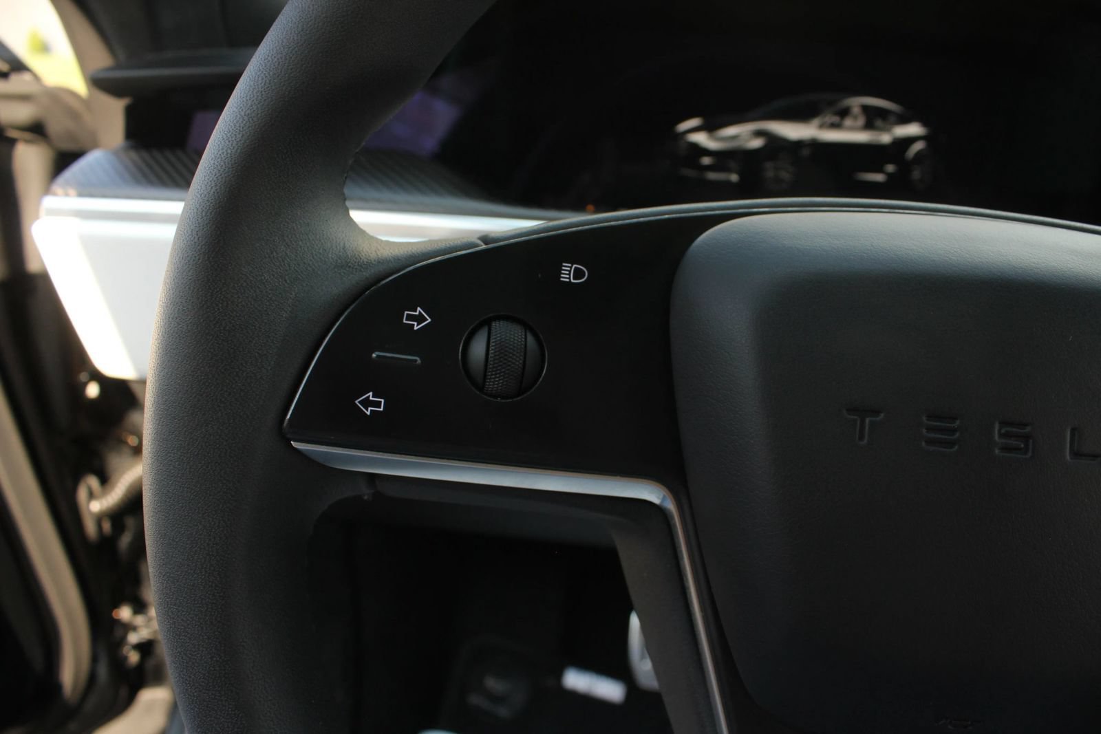 Used 2022 Tesla Model S Plaid AWD/4WD image 27