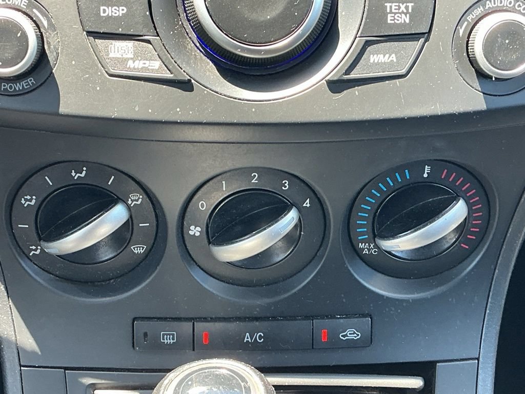Used 2012 MAZDA MAZDA3 i Grand Touring w/ Tech Pkg FWD image 26
