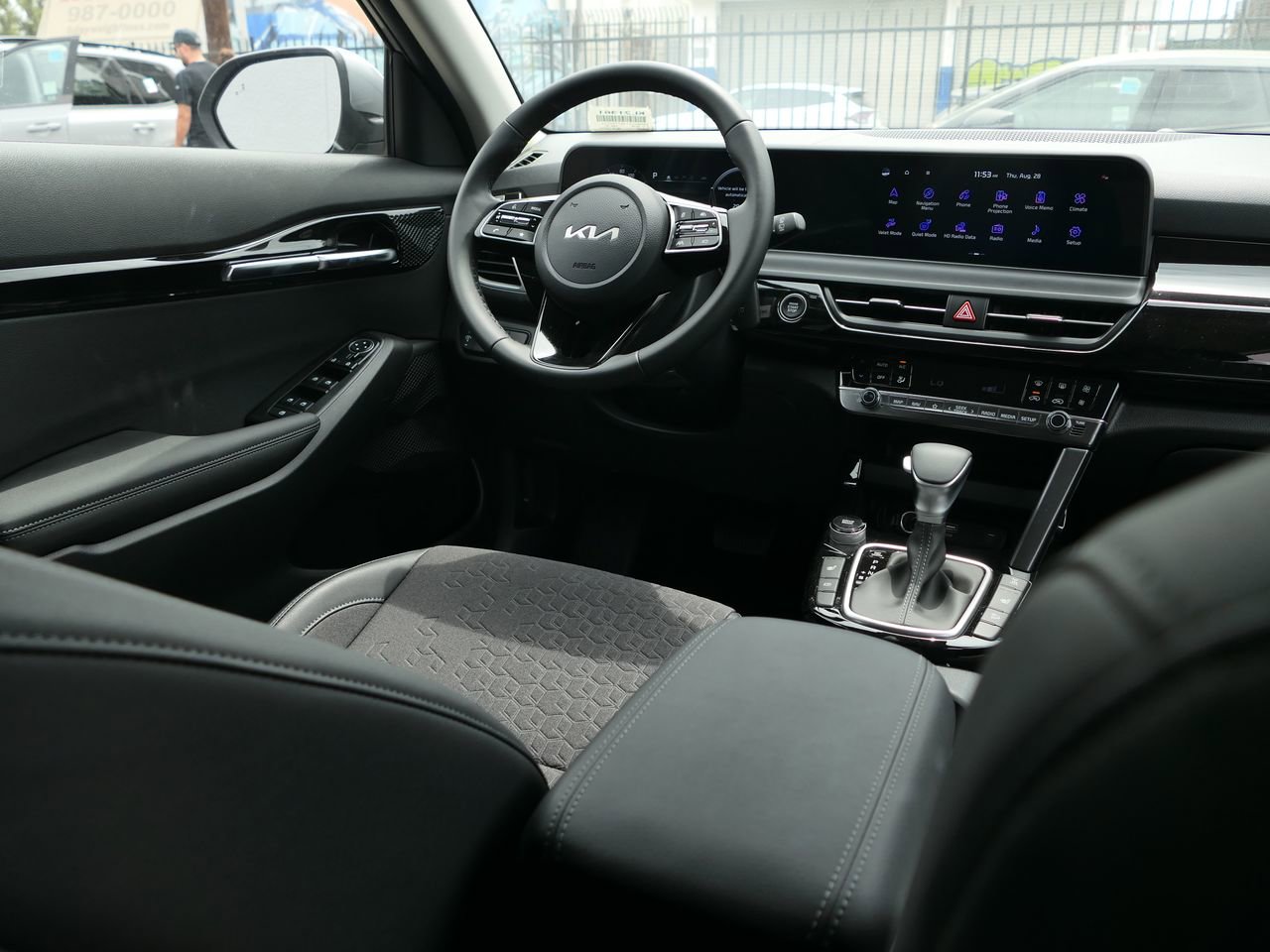 New 2025 Kia Seltos X-Line image 24