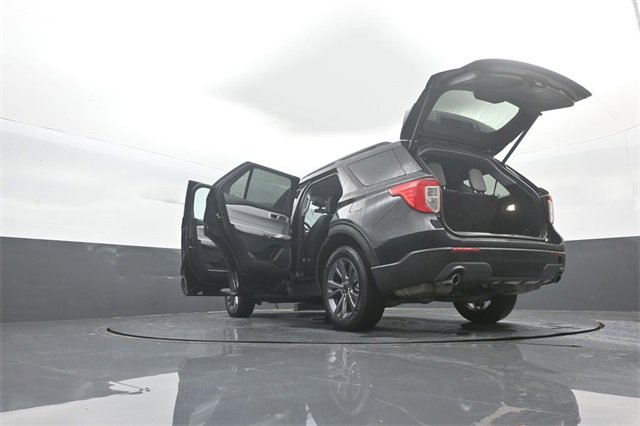 Certified 2023 Ford Explorer XLT w/ Equipment Group 202A image 40