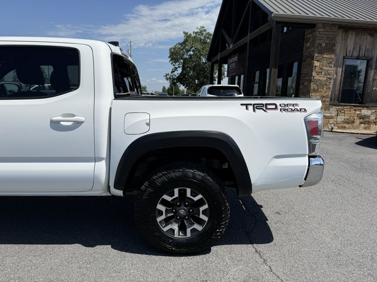 Used 2021 Toyota Tacoma TRD Off-Road RWD image 34