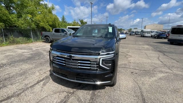 New 2026 Chevrolet Tahoe Premier w/ Sun And Tow Package AWD/4WD image 5