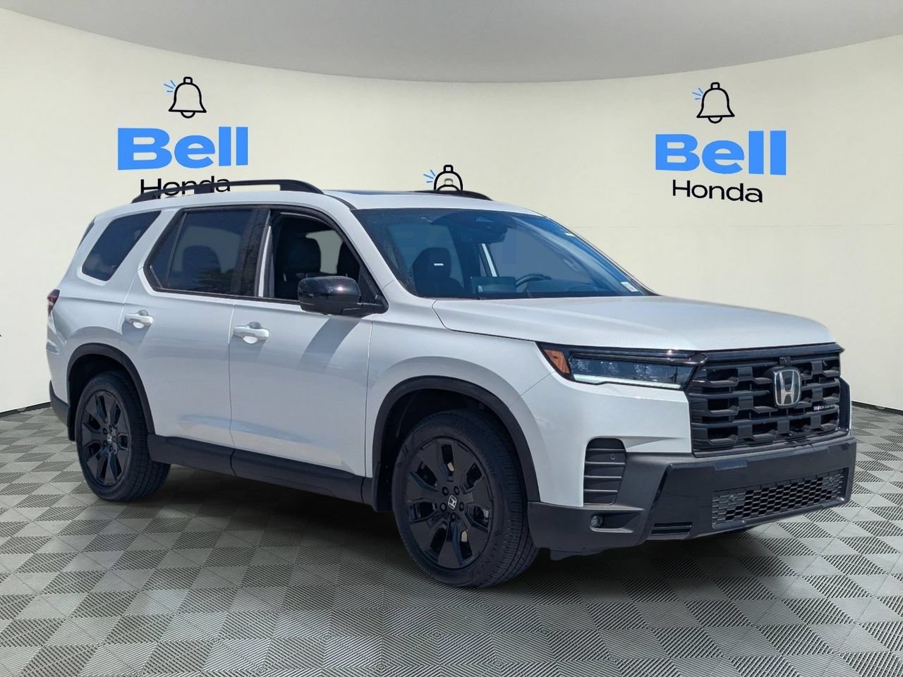 New 2026 Honda Pilot Black Edition image 4