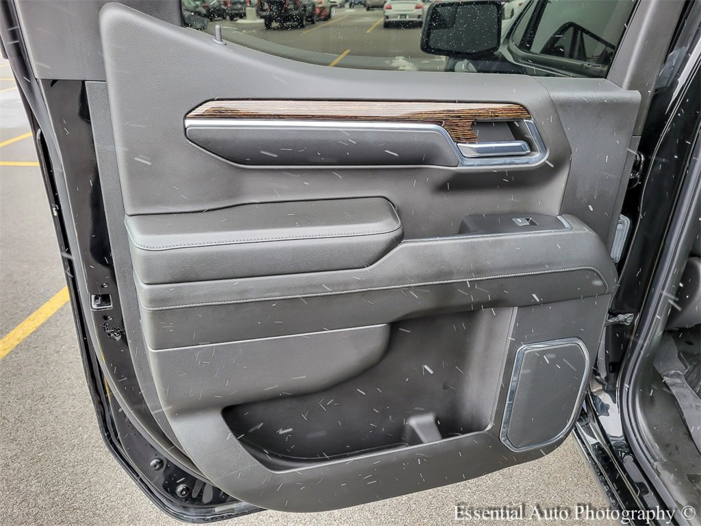 Used 2024 GMC Sierra 1500 Elevation image 27