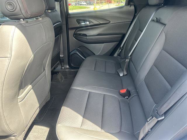 Used 2023 Chevrolet TrailBlazer RS w/ Sun and Liftgate Package image 45