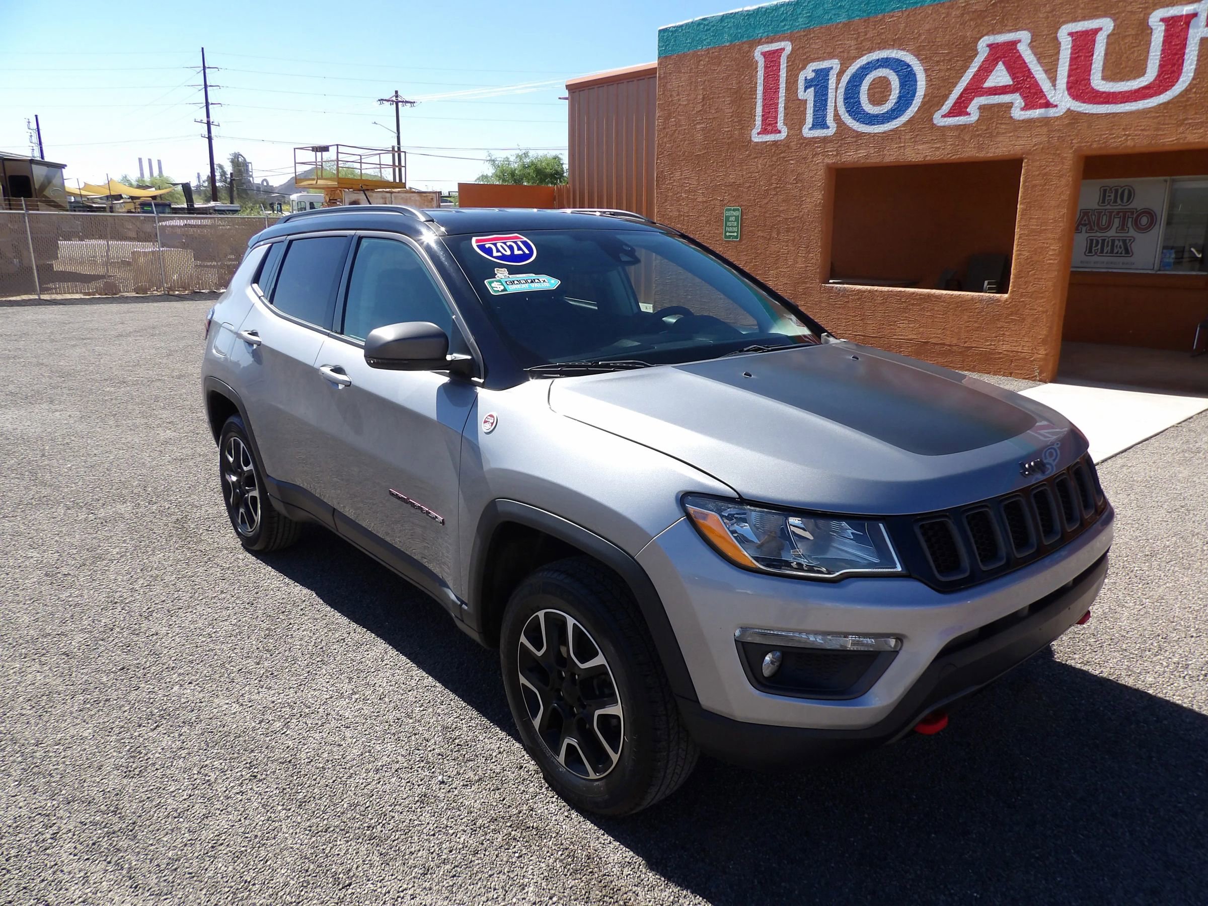 Used 2021 Jeep Compass Trailhawk AWD/4WD image 2