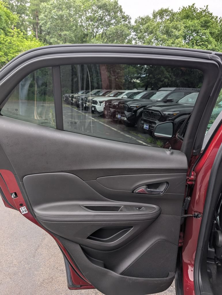 Used 2022 Buick Encore Preferred w/ Safety Package AWD/4WD image 14