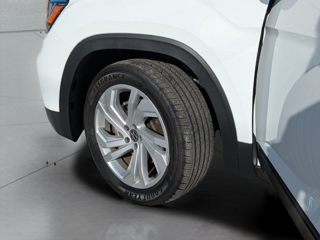 Certified 2023 Volkswagen Atlas SE w/ Panoramic Sunroof Package FWD image 35