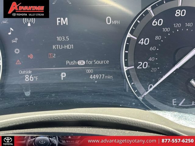 Certified 2021 Toyota Highlander XLE AWD/4WD image 31