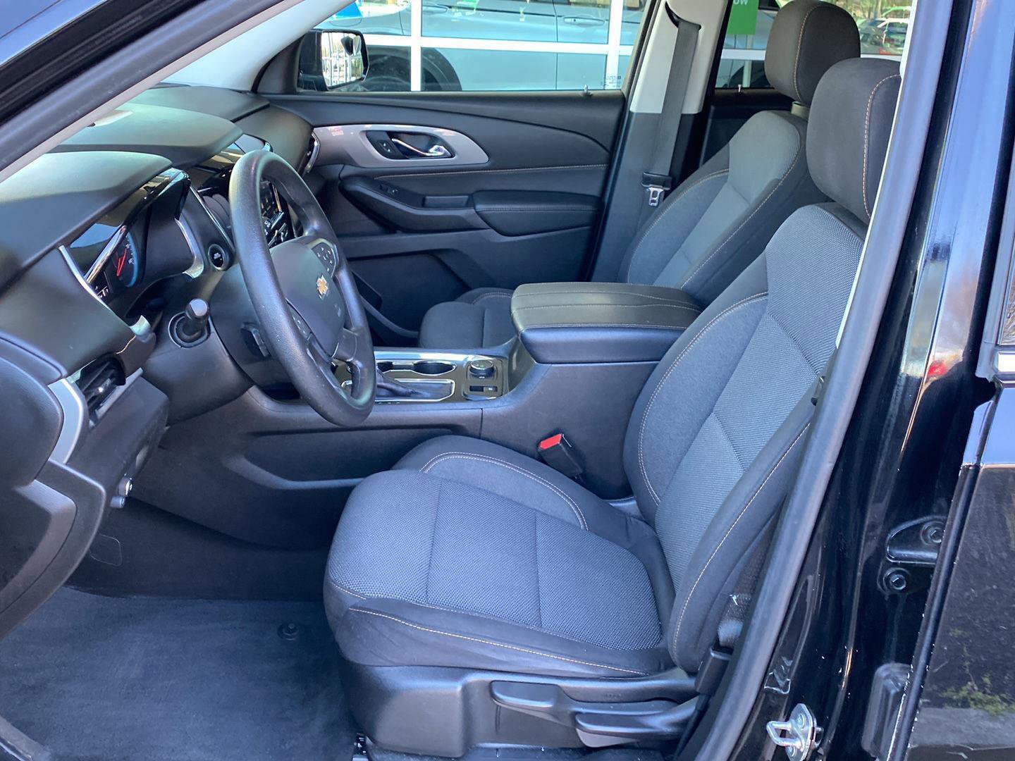 Used 2020 Chevrolet Traverse LS image 14