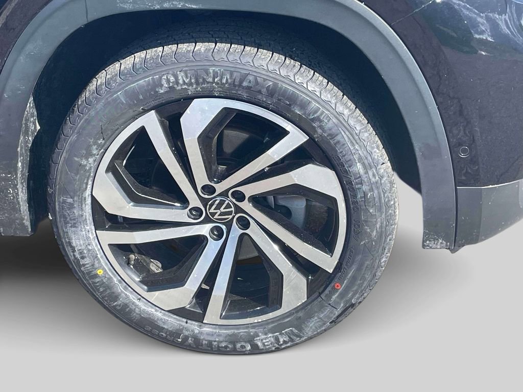 Used 2021 Volkswagen Atlas SEL Premium w/ MDO Package (Bench Seat) image 9