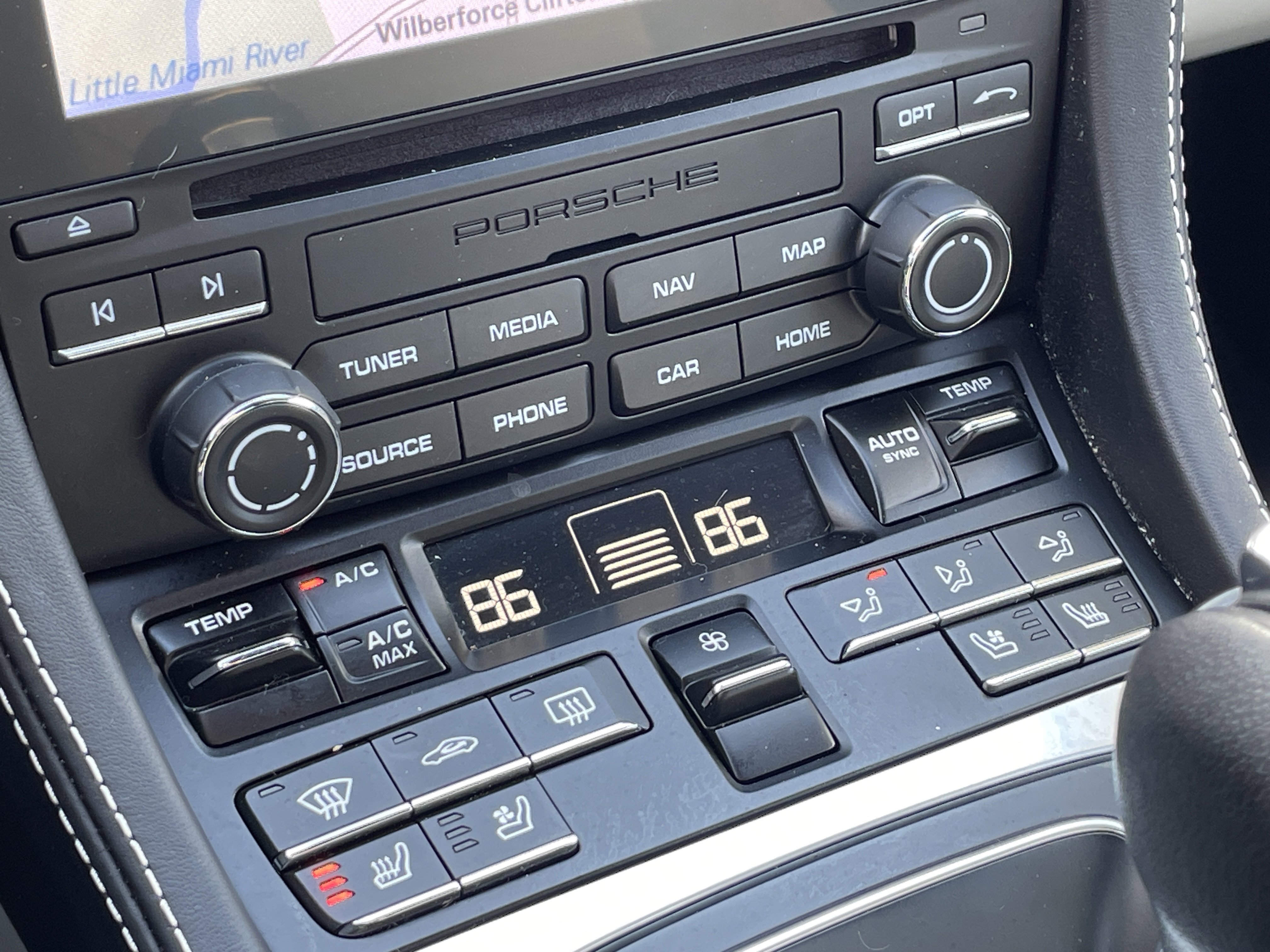 Used 2023 Porsche 718 Boxster Base image 24