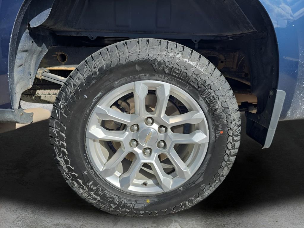 Used 2022 Chevrolet Silverado 1500 LT AWD/4WD image 34