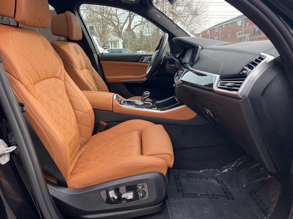 Used 2023 BMW X5 xDrive45e w/ Climate Comfort Package image 27
