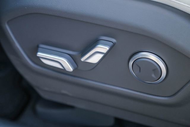 New 2026 Hyundai Santa Fe SEL FWD image 24
