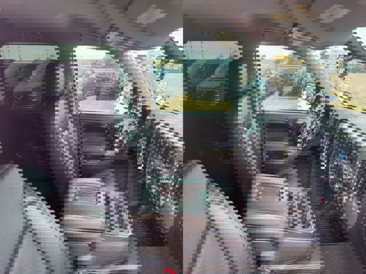 Used 2018 Chevrolet Silverado 1500 LT w/ LT Eassist Package image 13