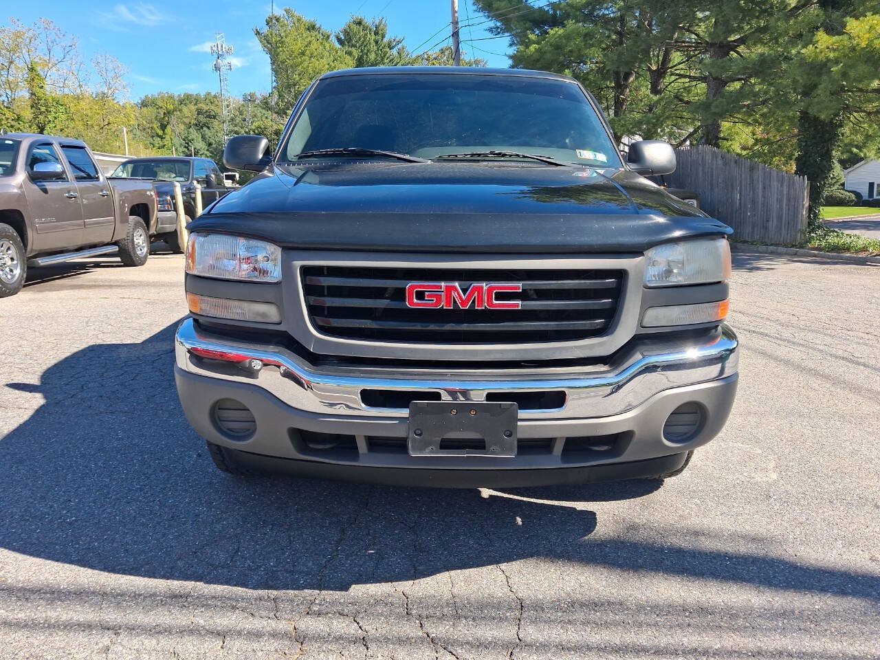 Used 2007 GMC Sierra 1500 W/T AWD/4WD image 6