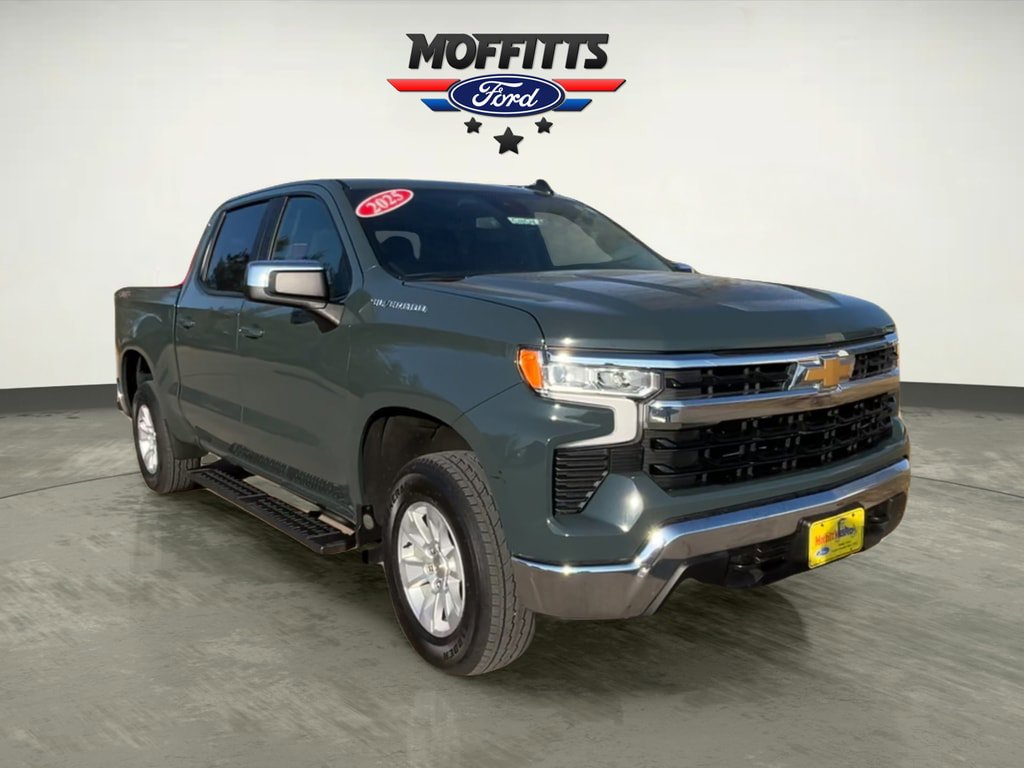 Used 2025 Chevrolet Silverado 1500 LT image 7