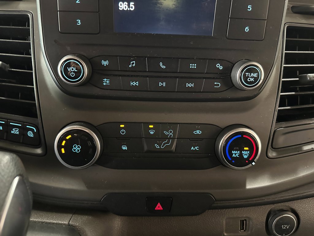 Used 2020 Ford Transit 350 XLT image 24