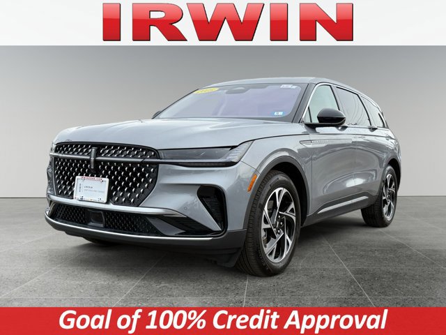 Used 2025 Lincoln Nautilus Premier w/ Equipment Group 102A image 1