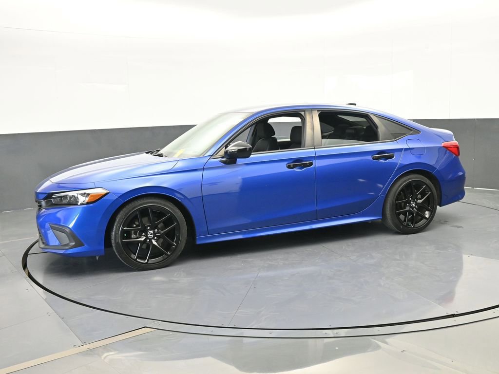 Used 2022 Honda Civic Sport image 2